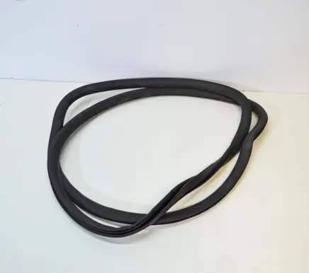 Audi A4 S4 B6 8E 8H Rubber seal rear door 