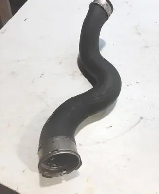 BMW 3 E90 E91 Intercooler hose/pipe 4737924 11279412