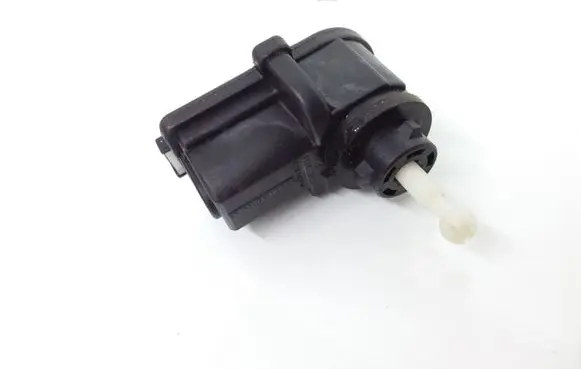Headlight level adjustment motor