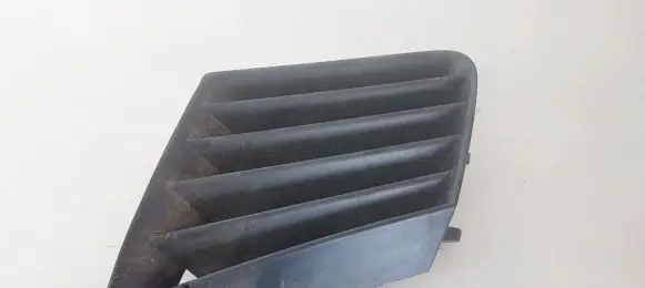 Seat Ibiza III (6L) Front bumper lower grill 6L0853677