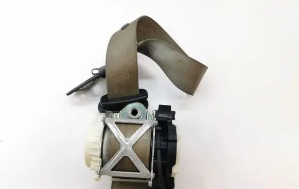 Audi Q7 4L Front seatbelt 193857737A