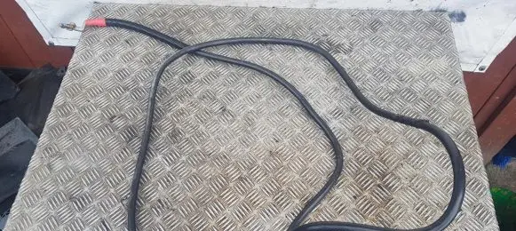 Mercedes-Benz E W211 Positive cable (battery) A2115407907