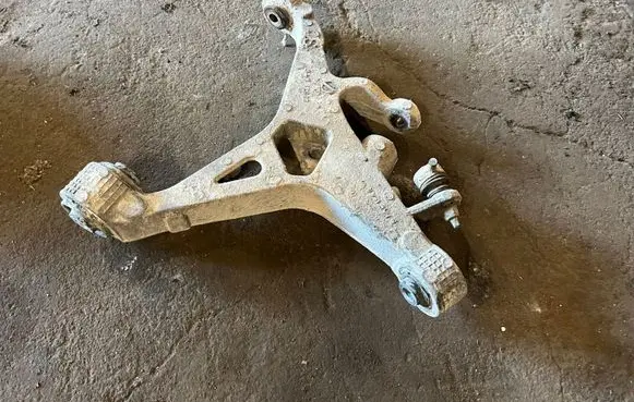 Jaguar XF Rear upper control arm/wishbone 5B531LH6