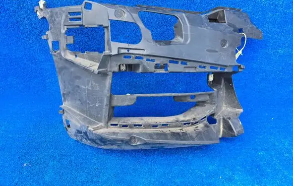 BMW 5 G30 G31 G38 Front bumper lower grill 8064968