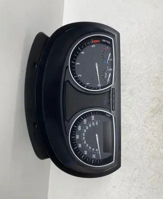 BMW X3 E83 Speedometer (instrument cluster) 25811510 102468122 3451584