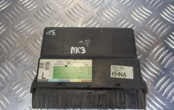 Ford Mondeo Mk III Central body control module 1S7T-15K600-LD