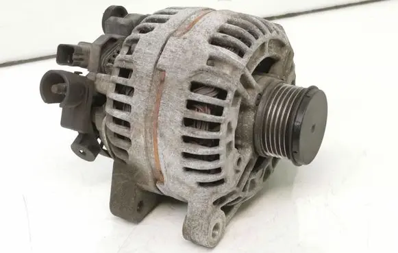 Citroen Berlingo Generator/alternator 9646321880 F23236907 D040801