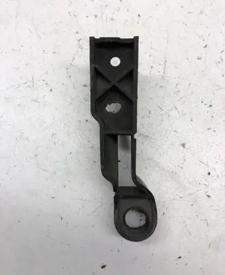 Audi A6 S6 C6 4F Front bumper mounting bracket 4F0807772