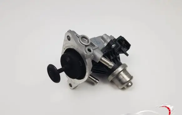 BMW 5 F10 F11 EGR thermostat 8513132
