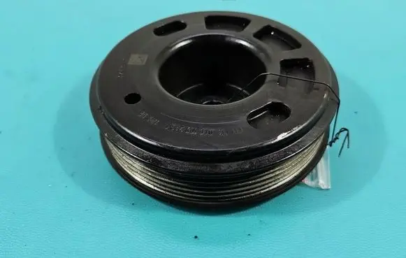 Skoda Fabia Mk3 (NJ) Crankshaft pulley 04C105243T IMPRK1554153