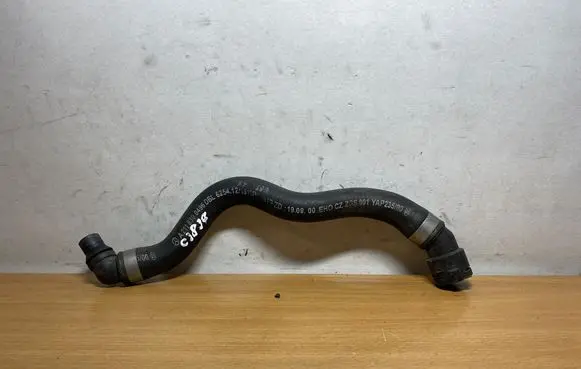 Mercedes-Benz CLS C219 Air intake hose/pipe A2118300496 C3837