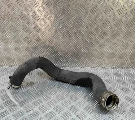Porsche Cayenne (92A) Intercooler hose/pipe 95811073800