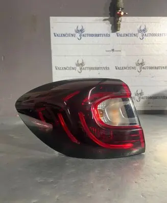 Renault Captur Rear/tail lights 265557849R 110619 676650023