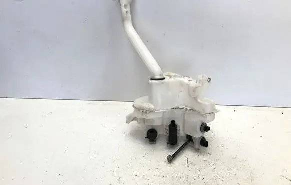 Subaru Forester SK Windshield washer fluid reservoir/tank HLC20028