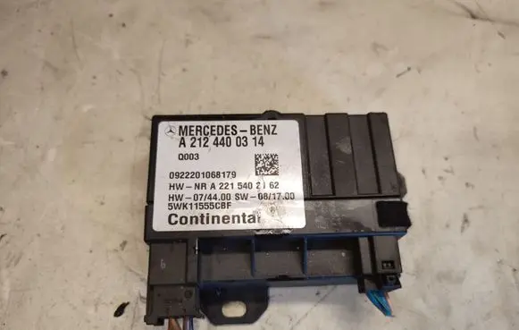 Mercedes-Benz C W204 Fuel injection pump control unit/module A2124400314