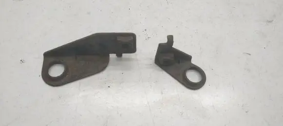 Radiator mount bracket