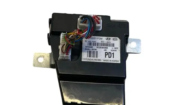 Hyundai ix35 Door central lock control unit/module 954602S100 6319433
