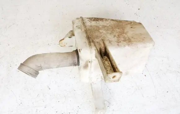 Mitsubishi Galant Windshield washer fluid reservoir/tank 060351867 060351-867
