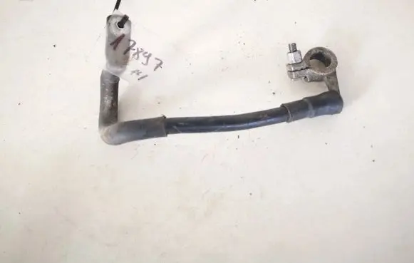 Skoda Octavia Mk2 (1Z) Positive cable (battery)