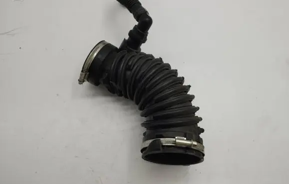 Audi A3 8Y Air intake hose/pipe 3Q0129656H
