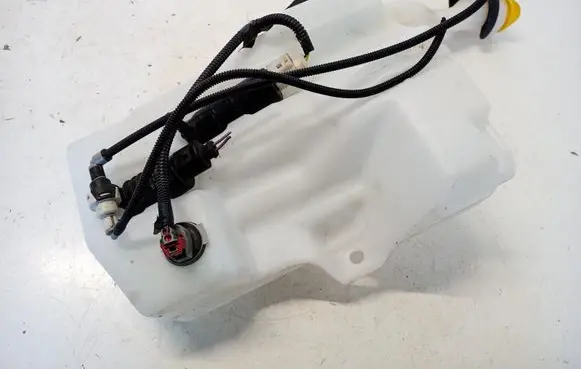 Ford Kuga II Windshield washer fluid reservoir/tank CV4413K175AG