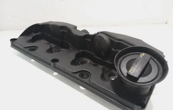 Audi A4 S4 B8 8K Rocker cam cover 03L103469m
