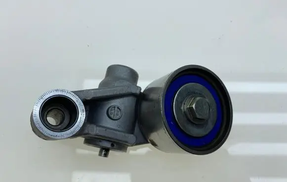 Subaru Forester SG Timing belt tensioner 13033AA000 13033AA001 13033AA002