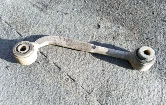 Mercedes-Benz C W203 Rear suspension control arm 