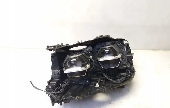 BMW 5 G30 G31 Headlight/headlamp 8499121