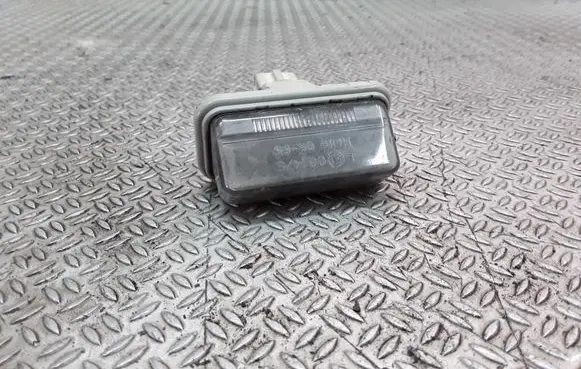 Toyota Avensis T250 Number plate light E1001479