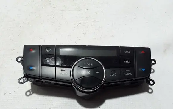 Renault Alaskan Air conditioner control unit module 275004KD1A