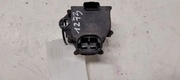 Citroen C4 I Coolant fan relay 9649247680