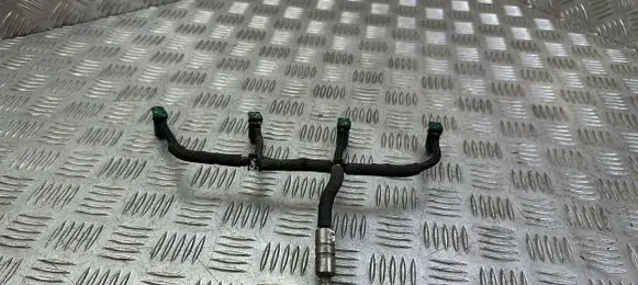 Land Rover Evoque I Fuel return line/hose 