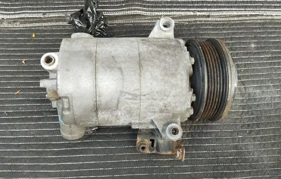 Ford Fiesta Air conditioning (A/C) compressor (pump) C1B119D629AD