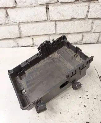 Opel Meriva B Battery tray 