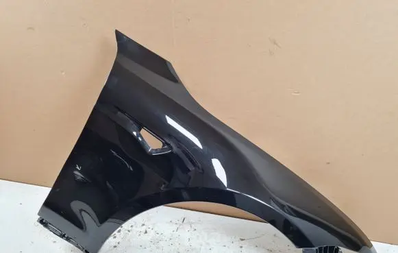 Tesla Model S Fender 109549600A