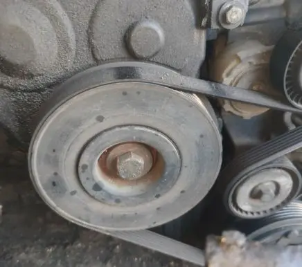 Peugeot 607 Crankshaft pulley