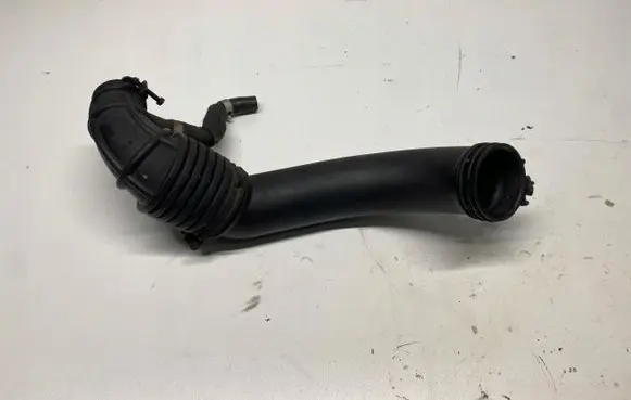 Hyundai i20 (GB IB) Air intake duct part 28140-C8400