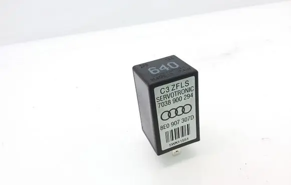 Audi A4 S4 B7 8E 8H Other relay 8E0907307D 7038900294