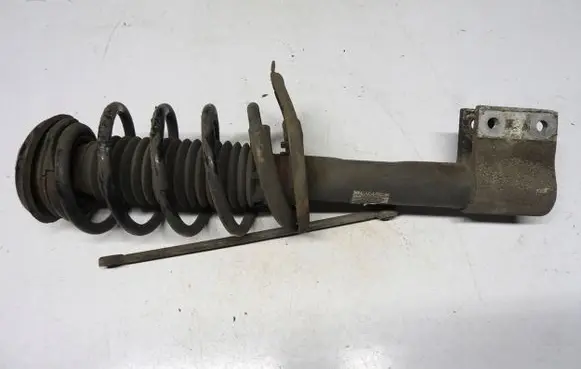 Peugeot 5008 Front shock absorber/damper 9686219510