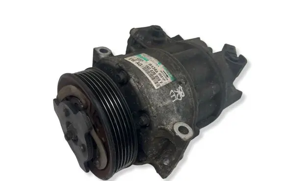 Volkswagen PASSAT B6 Air conditioning (A/C) compressor (pump) 1K0820859F