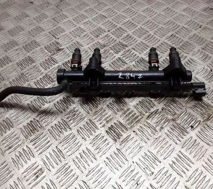 Skoda Fabia Mk1 (6Y) Fuel injectors set 047133321 047133319 5WS02560