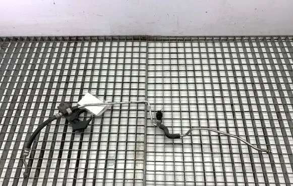 Mazda 3 II Air conditioning (A/C) pipe/hose