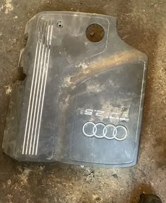 Audi A6 S6 C4 4A Engine cover (trim)