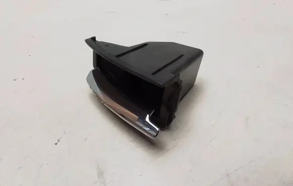 Car ashtray