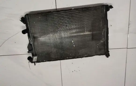 Renault Scenic I Coolant radiator