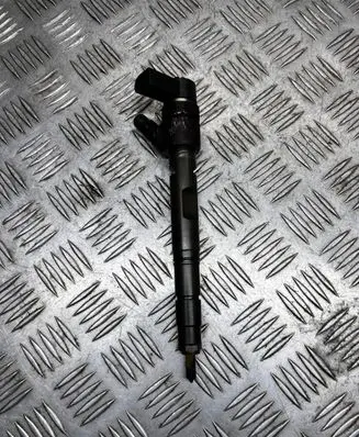 Audi A8 S8 D3 4E Fuel injector 0445110158
