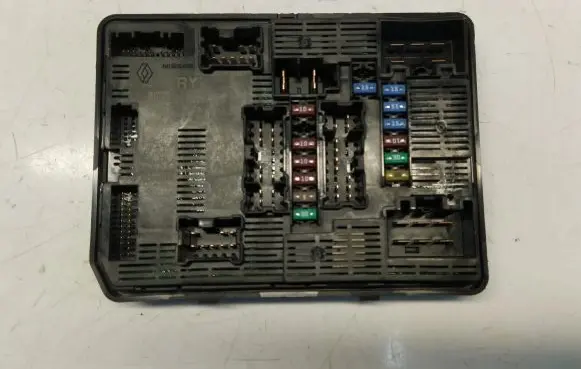 Nissan Qashqai J12 BSM Control unit 284b76ra1b
