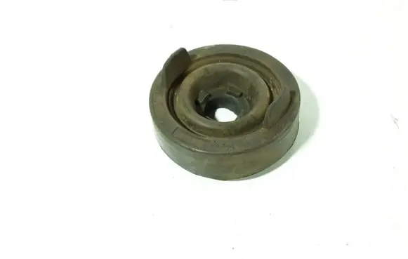 Toyota Avensis T250 Headlight/headlamp dust cover P3032