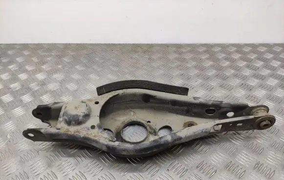 Toyota RAV 4 (XA30) Rear upper control arm/wishbone